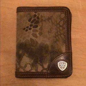 Ariat Kryptek Wallet
